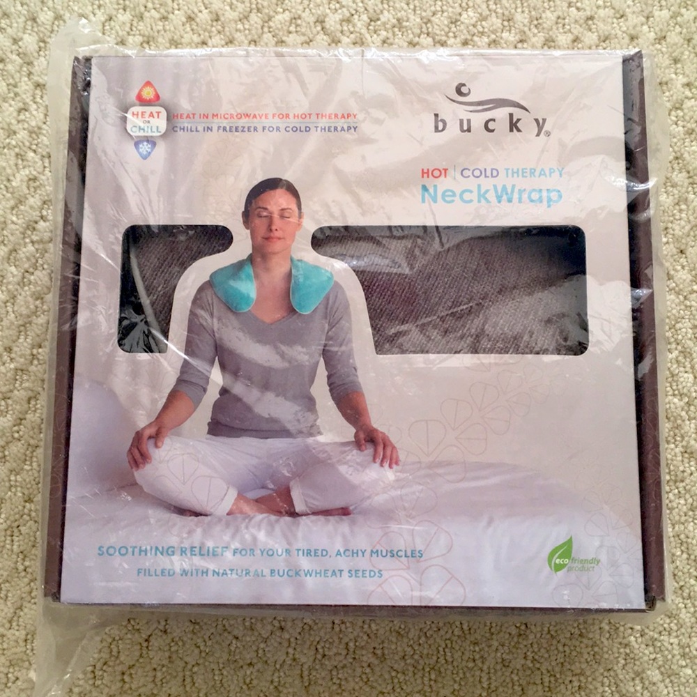 Bucky Therapeutic Travel Hot/Cold Neck Wrap